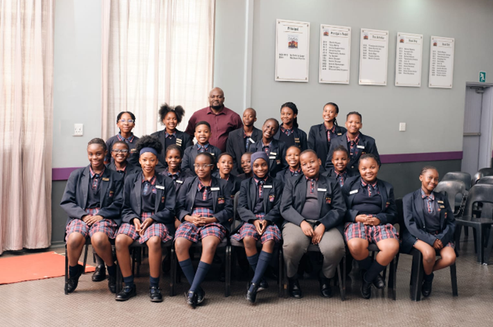 The 20 selected Students with Mr Brighton Mlotshwa, Chief Coordinator of the event. 